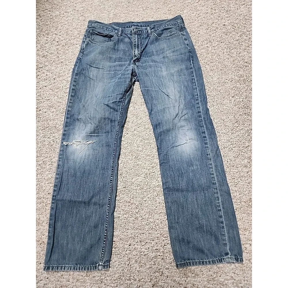 Levi's 514 Jeans Mens tag 36x32 (36x30) Light Wash Straight Fit Distressed Denim
